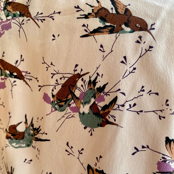 Gorgeous pattered silk blouse - Picture 5 of 7